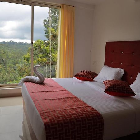 Nature Clouds Resort Munnar Esterno foto